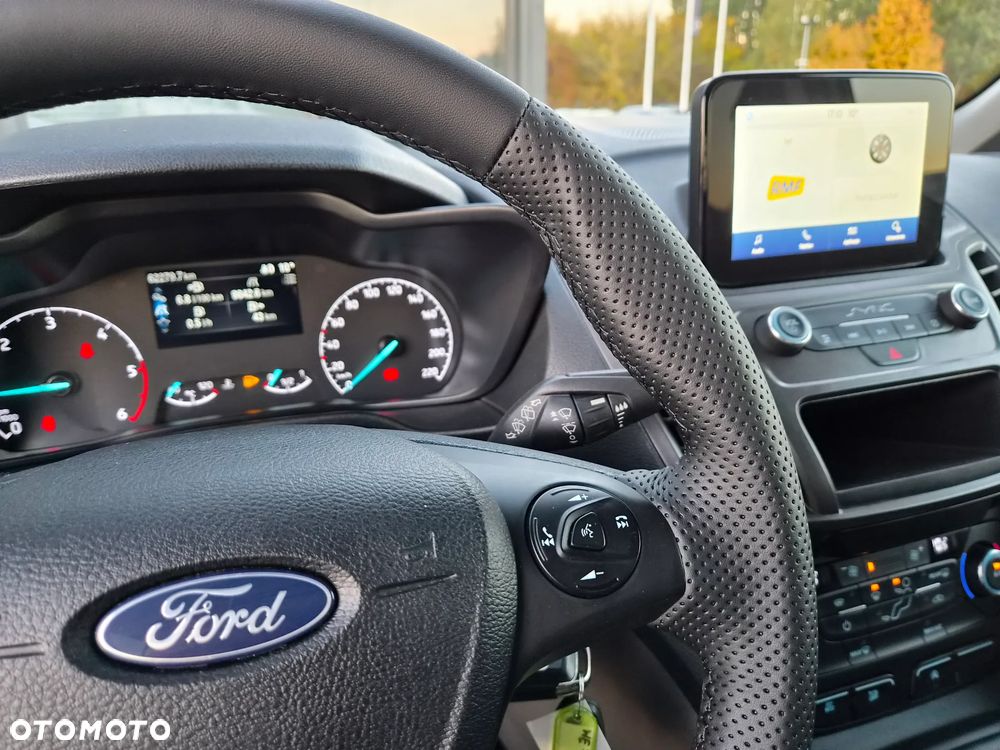 Ford Transit Connect - 26