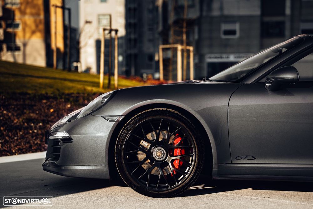 Porsche 911 (991) Carrera 4 GTS PDK - 28