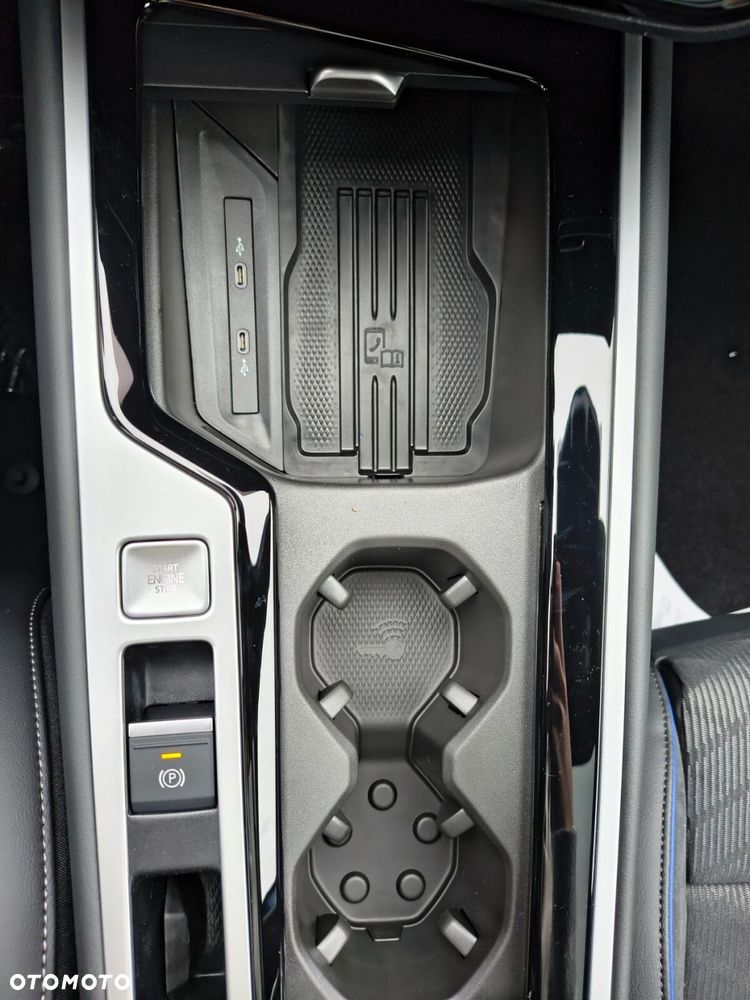 Volkswagen Passat - 23