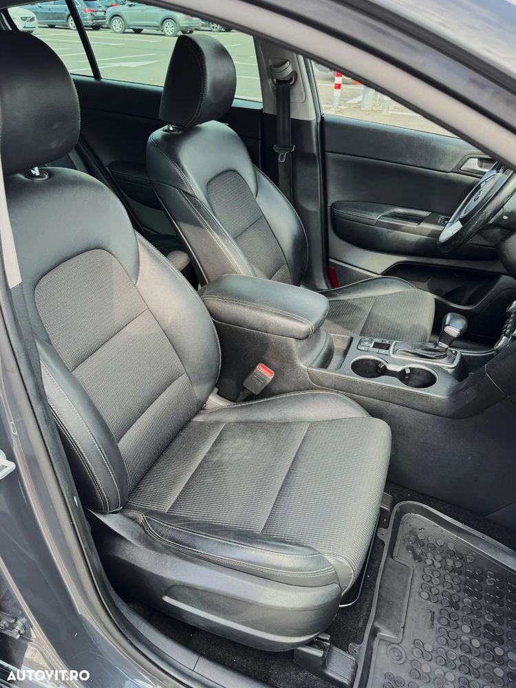 Kia Sportage - 12
