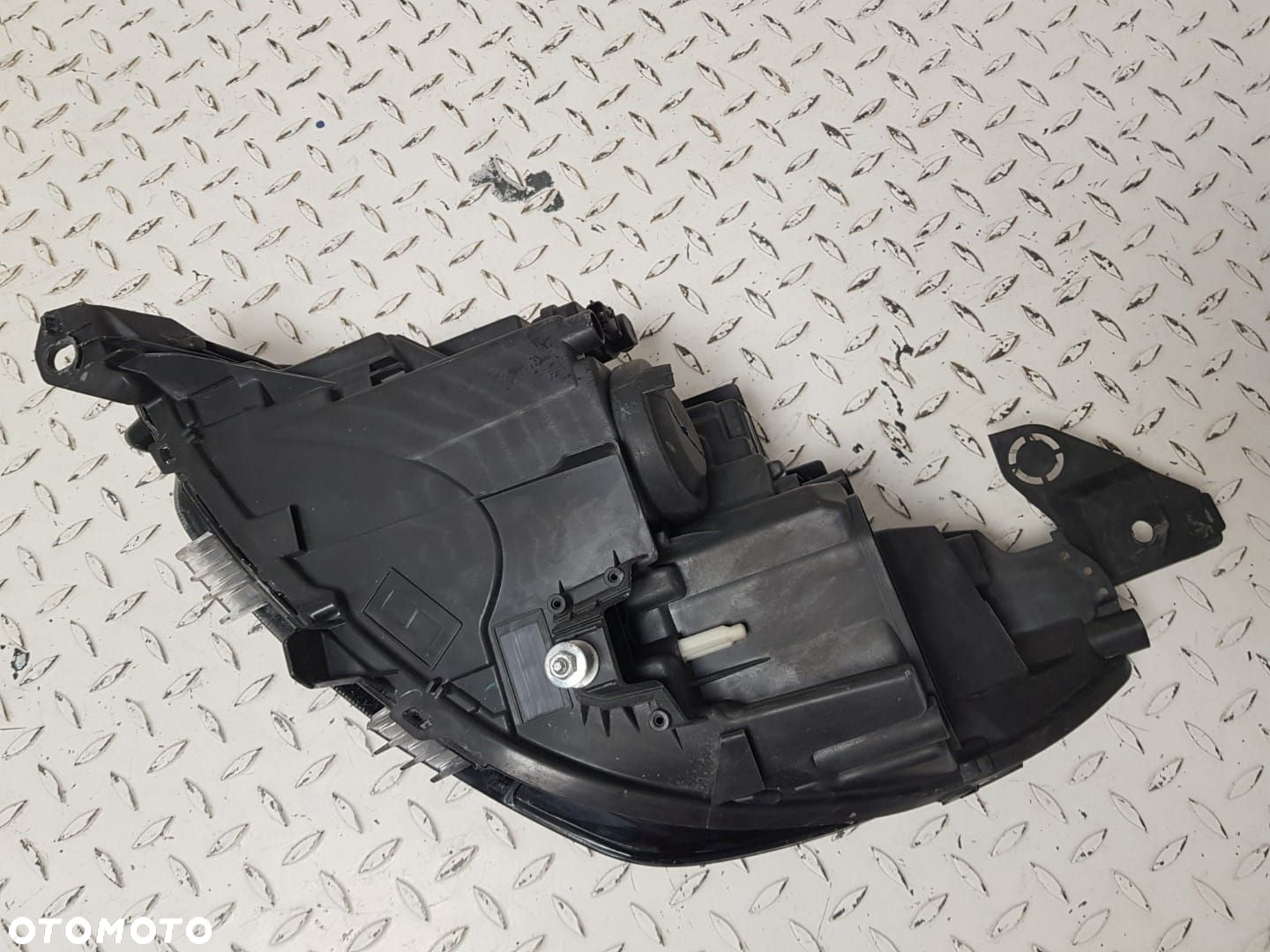 PEUGEOT 208 II 2008 II 2019- LED LAMPA PRAWA PRZEDNIA PRZÓD EUROPA 73312206 9833036180 - 12
