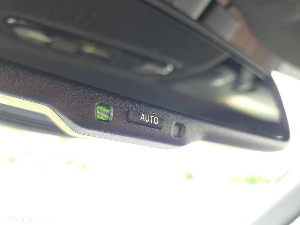 Toyota Yaris Cross Hybrid 1.5 Comfort - 29