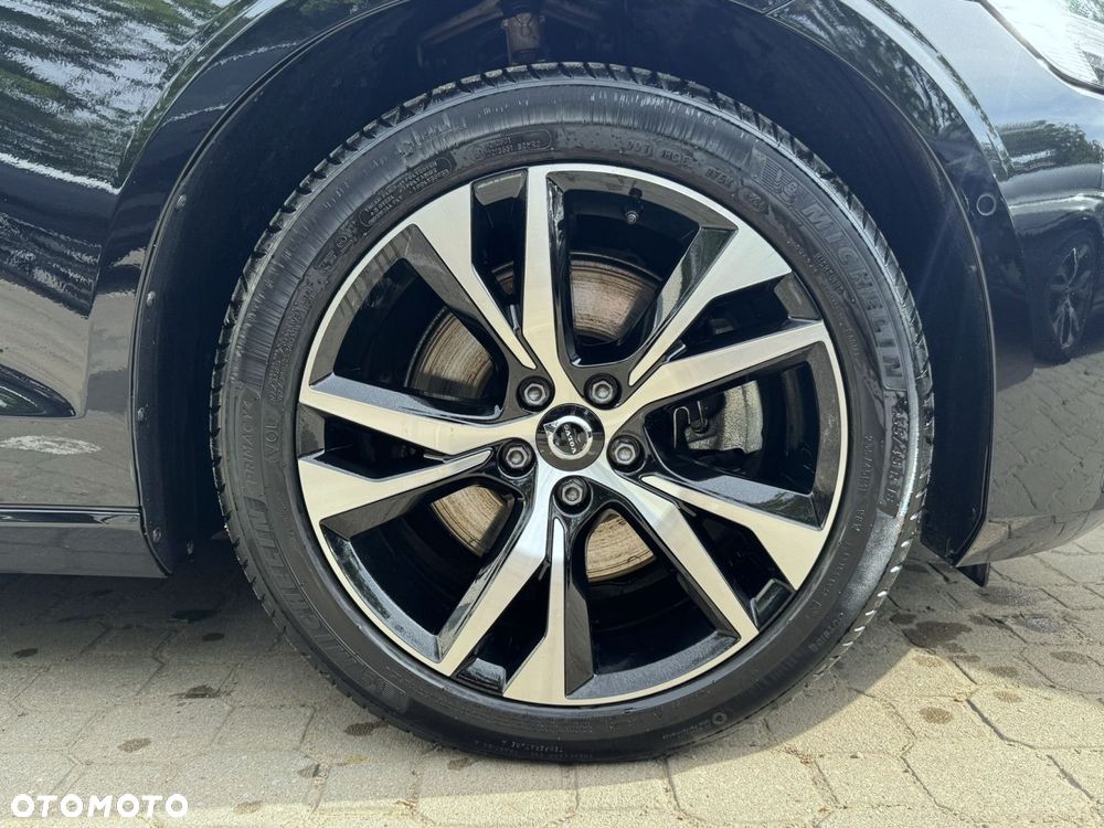 Volvo V60 B4 B Plus Dark - 28