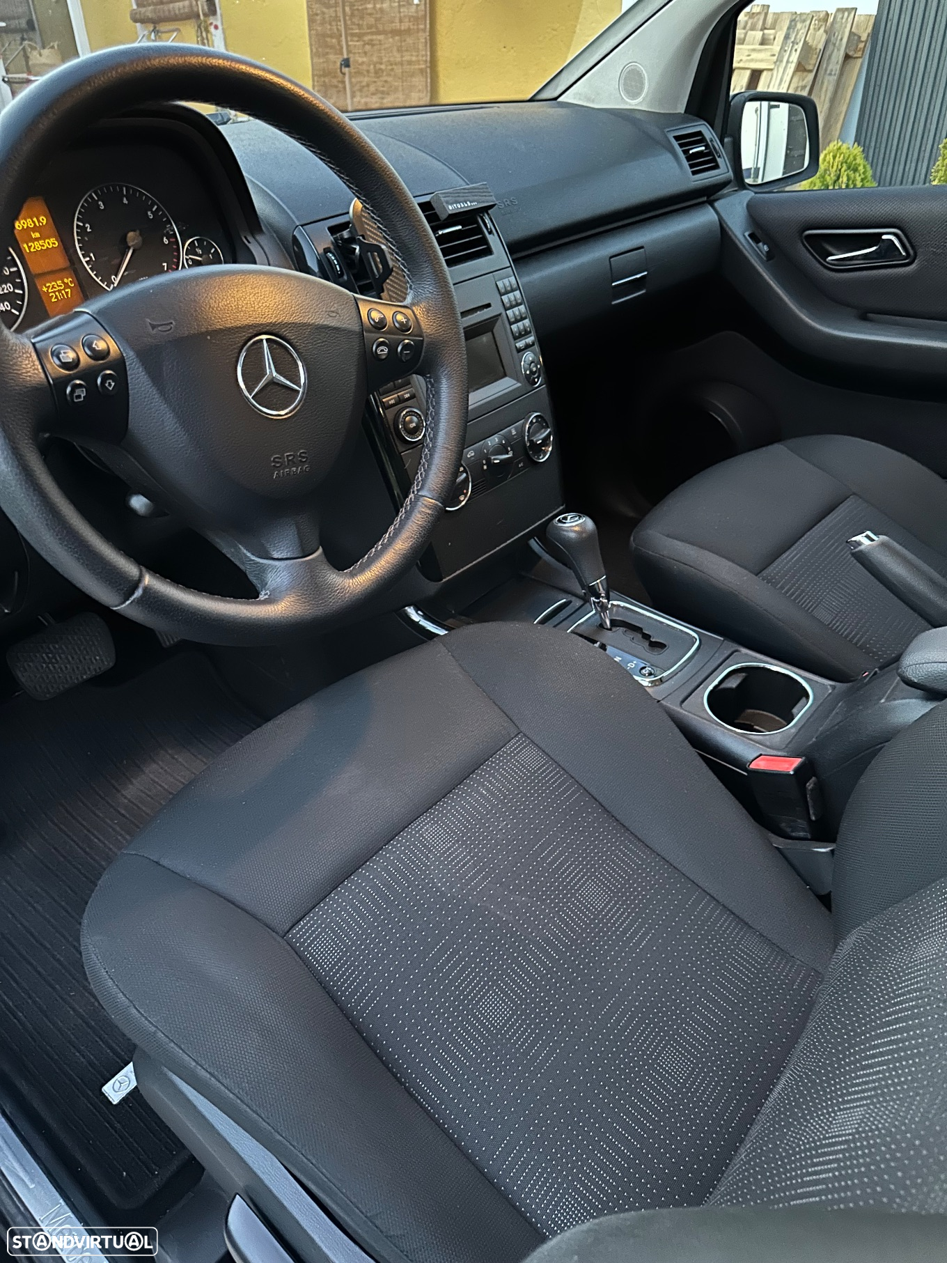 Mercedes-Benz A 160 Avantgarde Aut. - 9