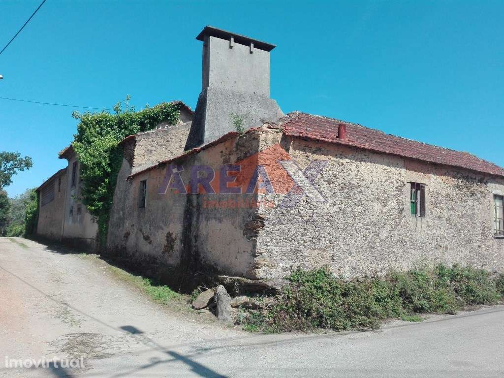 Terreno com 20.050m2. São 2 artigos. Para mais informações consulte... - Grande imagem: 3/6