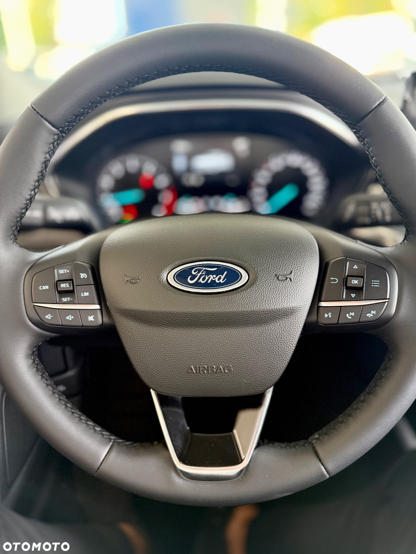 Ford Focus 1.0 EcoBoost Titanium - 12