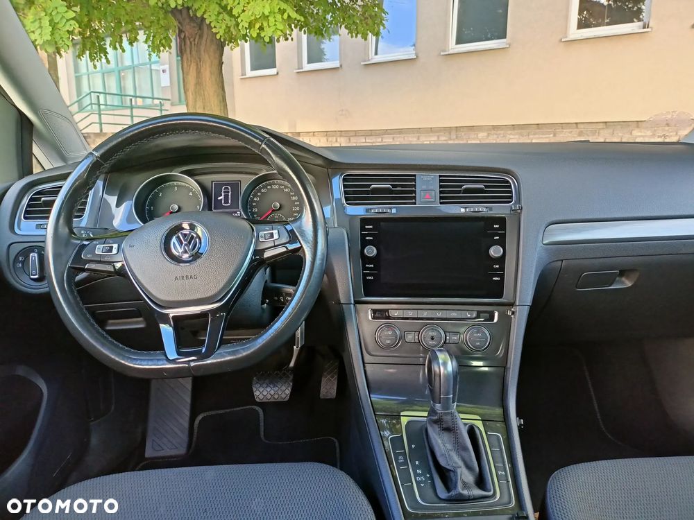 Volkswagen Golf 1.6 TDI SCR DSG Comfortline - 14