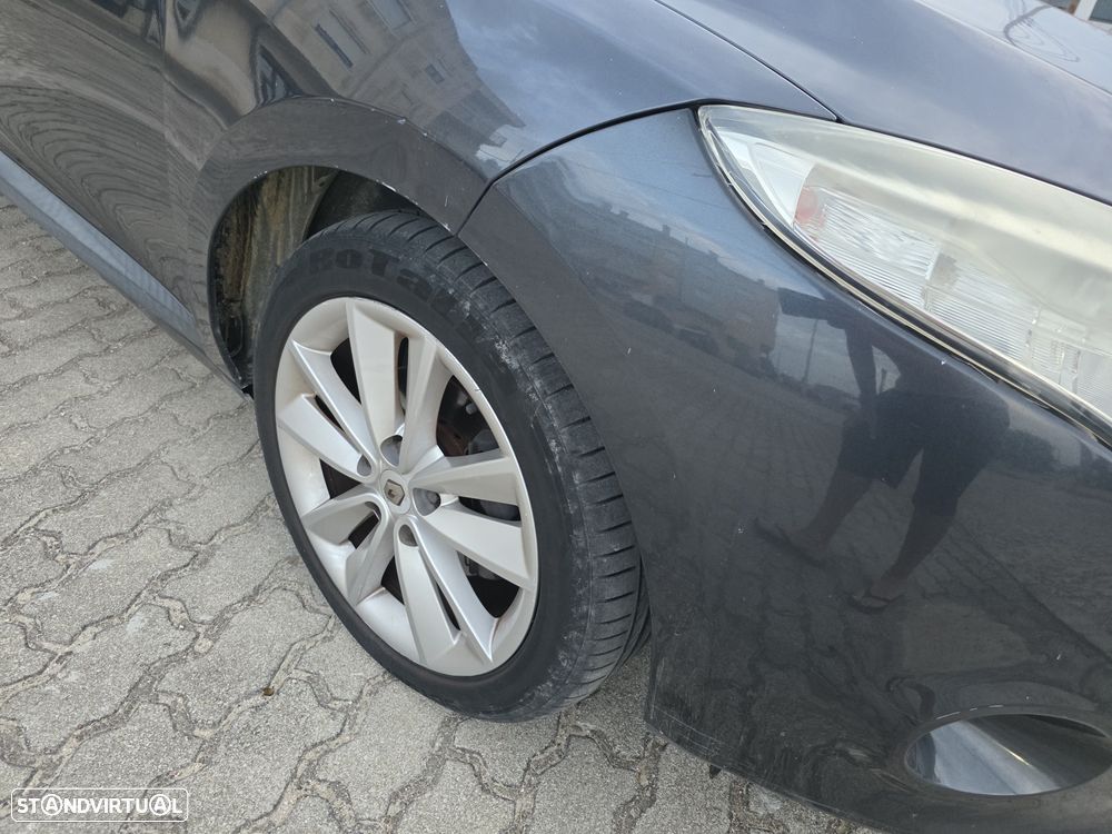 Renault Mégane Sport Tourer 1.5 dCi Dynamique S - 2