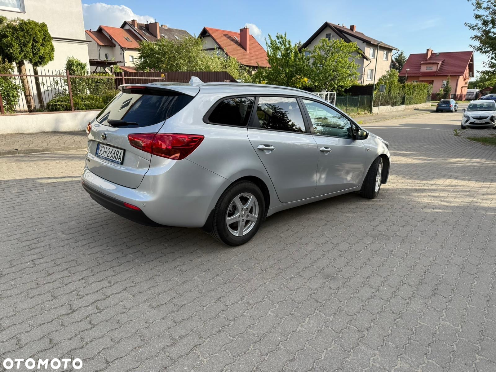 Kia Ceed Cee'd 1.6 GDI L Business Line - 3