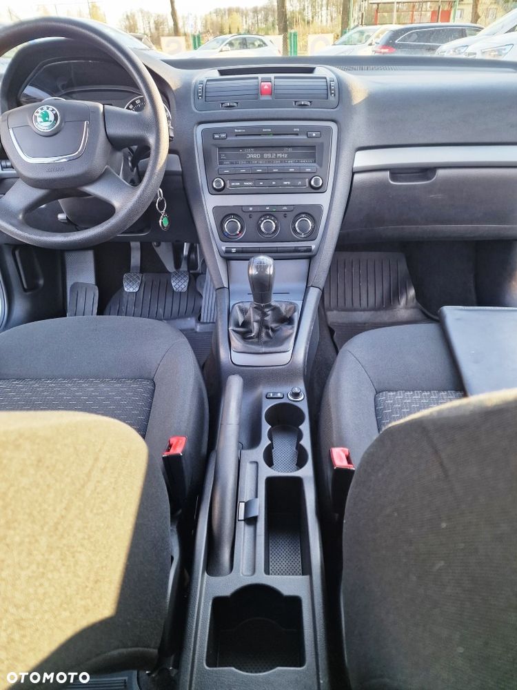 Skoda Octavia - 35