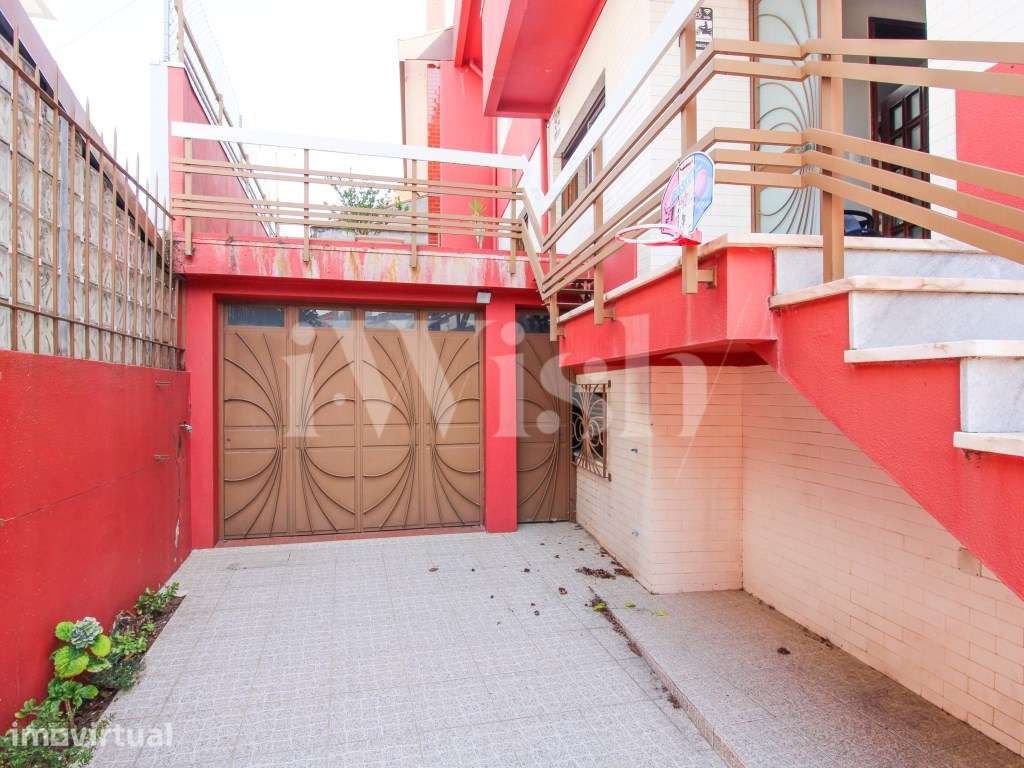 Andar de Moradia T3 com Terraço em Vila Nova de Gaia - Ideal para E... - Grande imagem: 4/27
