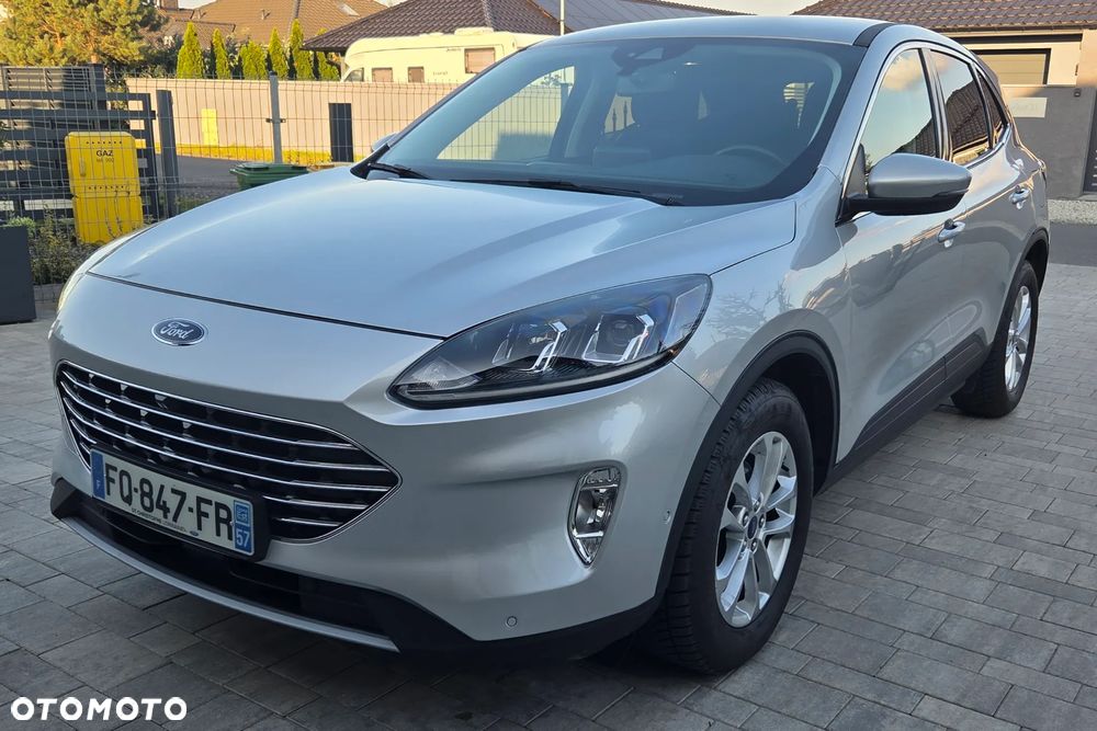 Ford Kuga - 2