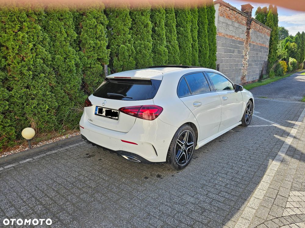 Mercedes-Benz Klasa A 200 AMG Line 7G-DCT - 3