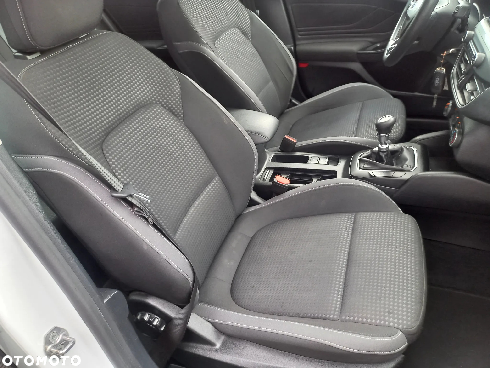 Ford Focus 1.5 EcoBlue Start-Stopp-System TITANIUM - 18