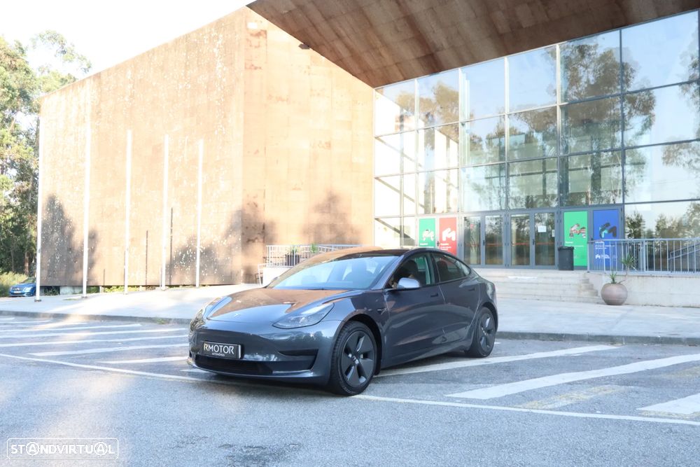 Tesla Model 3 Standard RWD - 1