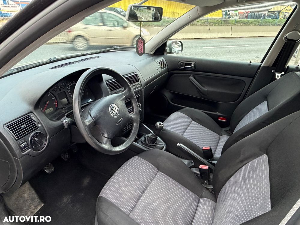 Volkswagen Golf - 14