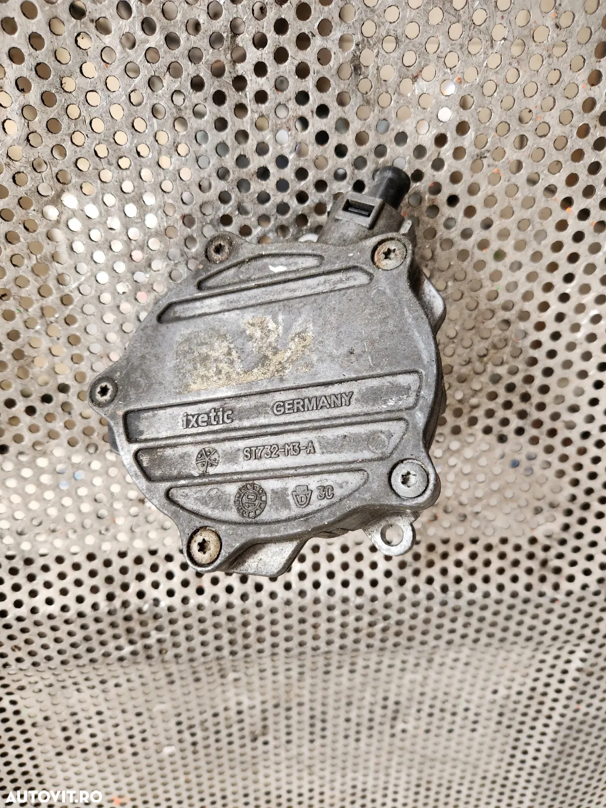 Pompa Vacuum Bmw E90 E91 E92 E93 Cod st732-m3-a - Dezmembrari Arad - 5