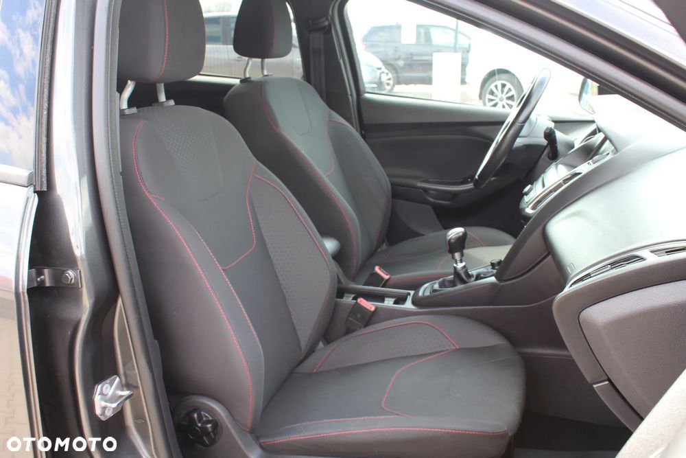 Ford Focus 1.0 EcoBoost Start-Stopp-System ST-LINE STYLE - 20