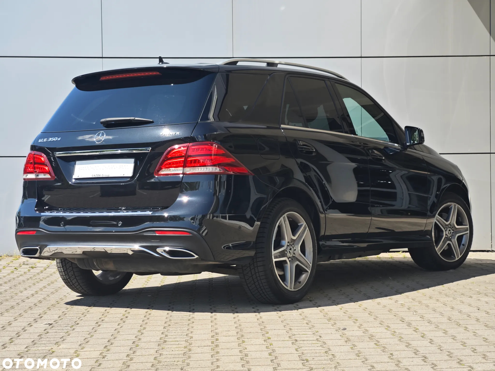 Mercedes-Benz GLE 350 d 4-Matic - 12