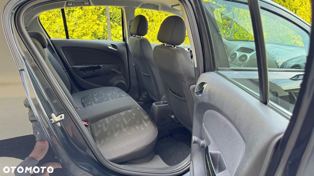 Opel Corsa - 31