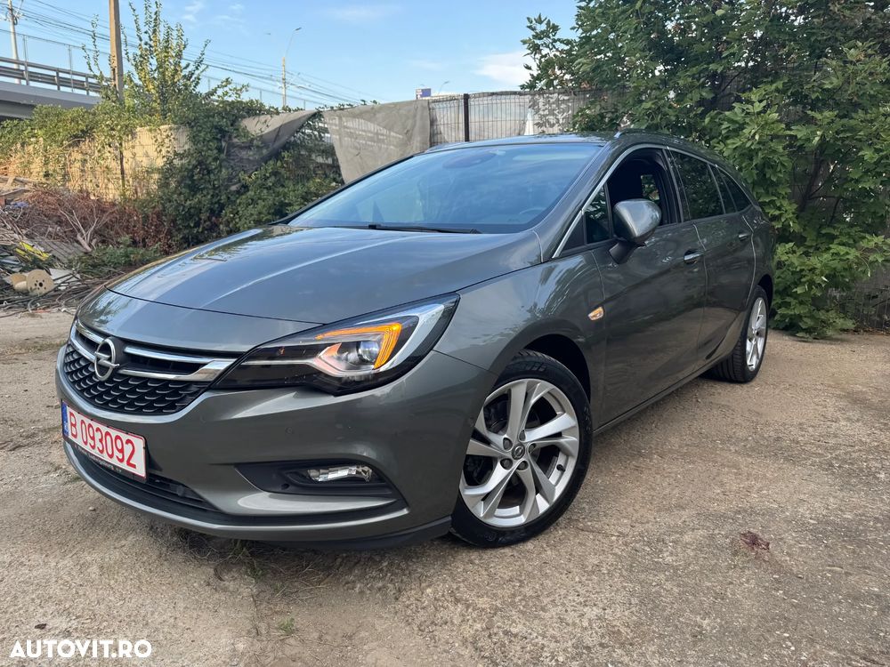Opel Astra 1.6 D (CDTI) Start/Stop Sports Tourer Innovation - 2