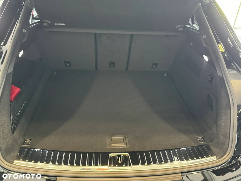 Porsche Cayenne - 36