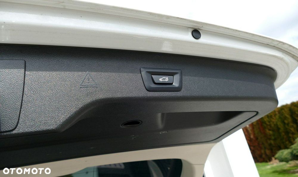 BMW Seria 5 520d Sport Line sport - 29