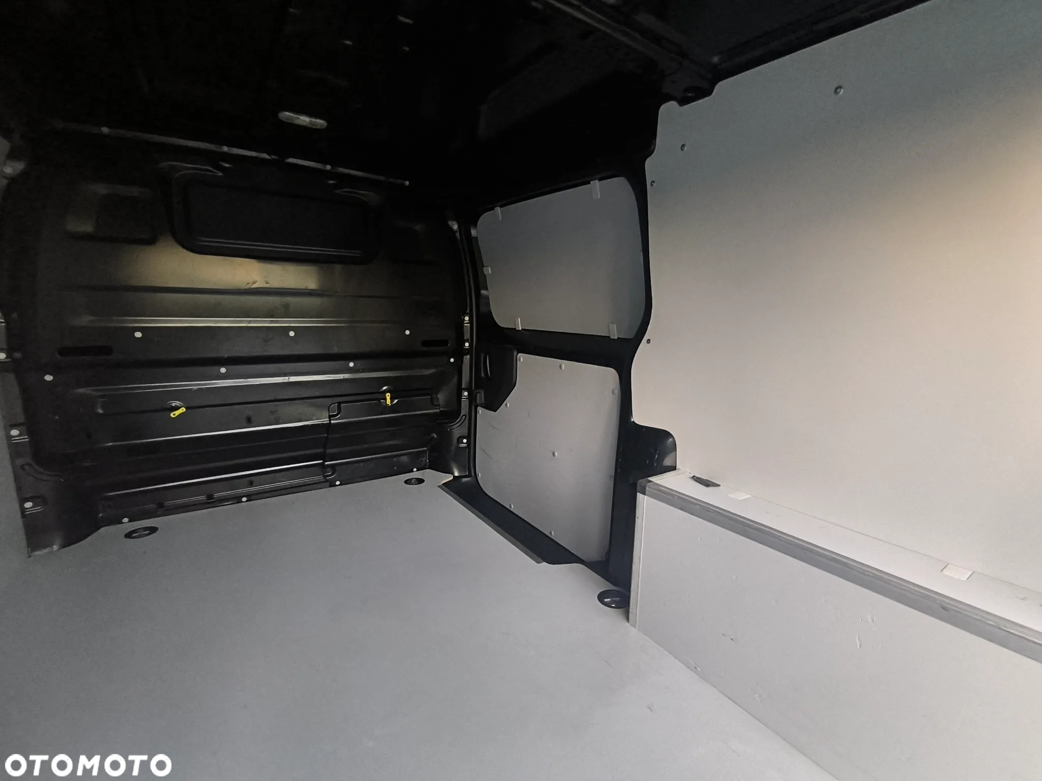 Opel VIVARO - 15