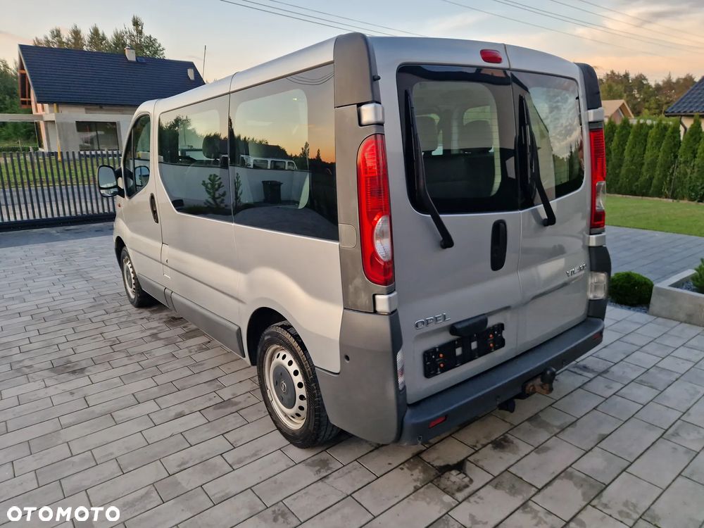 Opel Vivaro L1H1 2.7t - 4