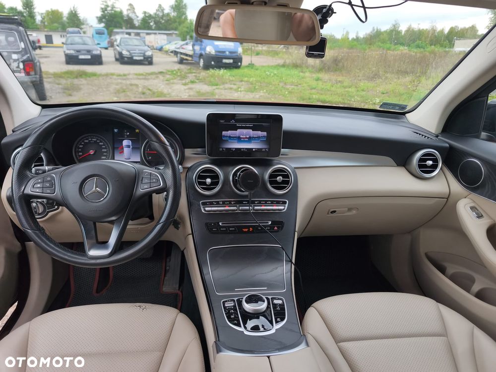 Mercedes-Benz GLC - 20