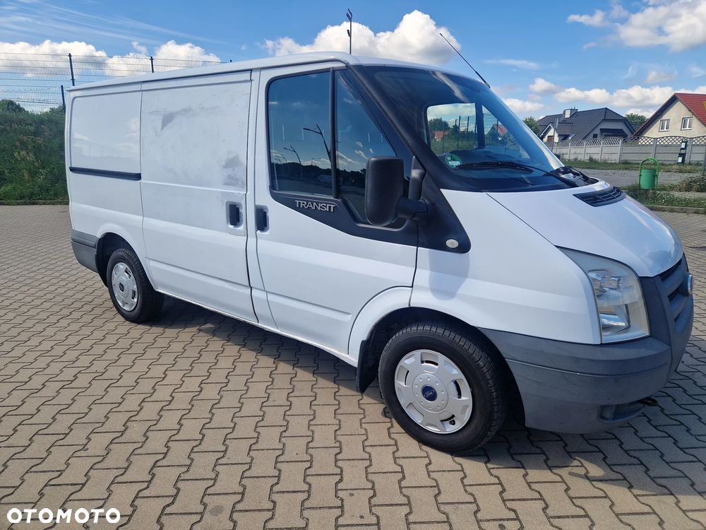 Ford Transit - 1