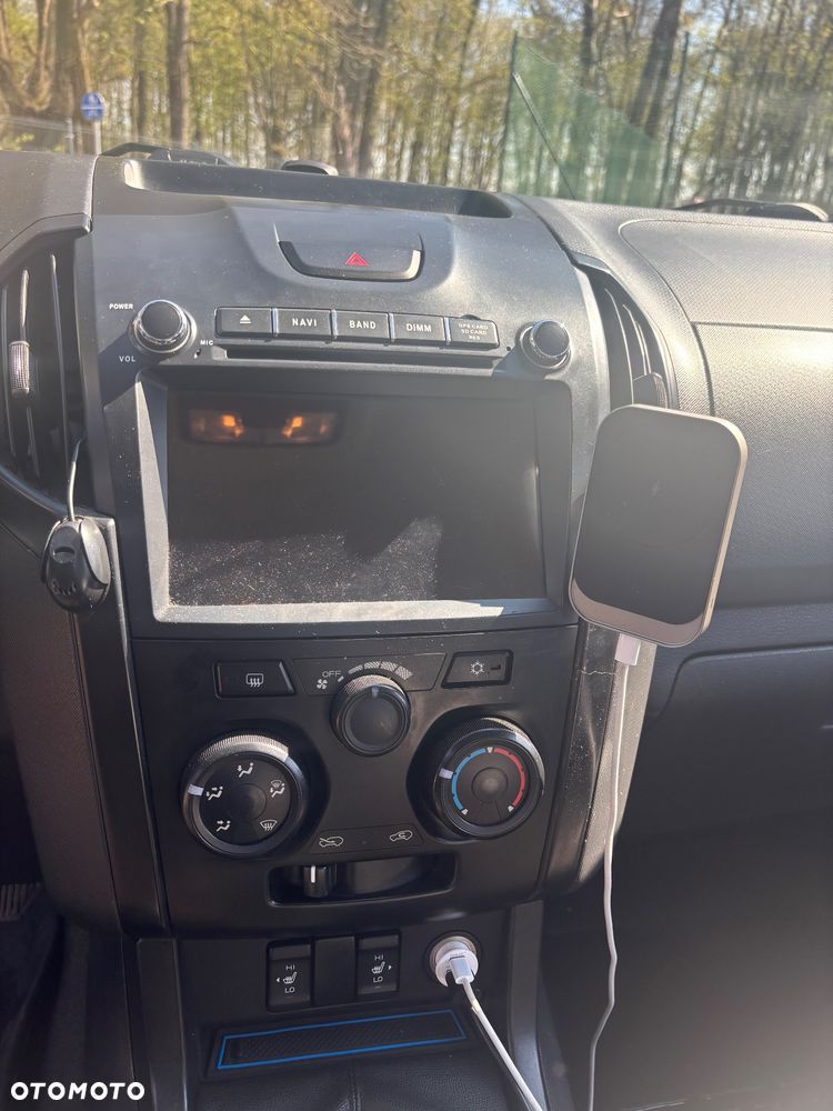 Isuzu D-Max 2.5 EC LS - 11