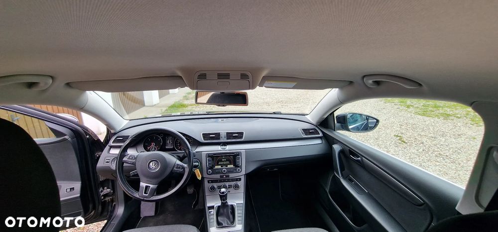 Volkswagen Passat 1.6 TDI BlueMotion - 8