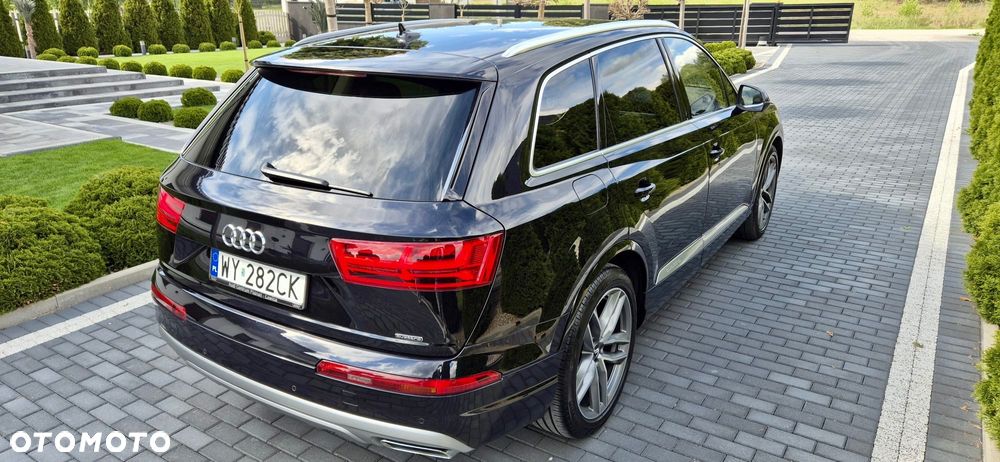Audi Q7 - 10