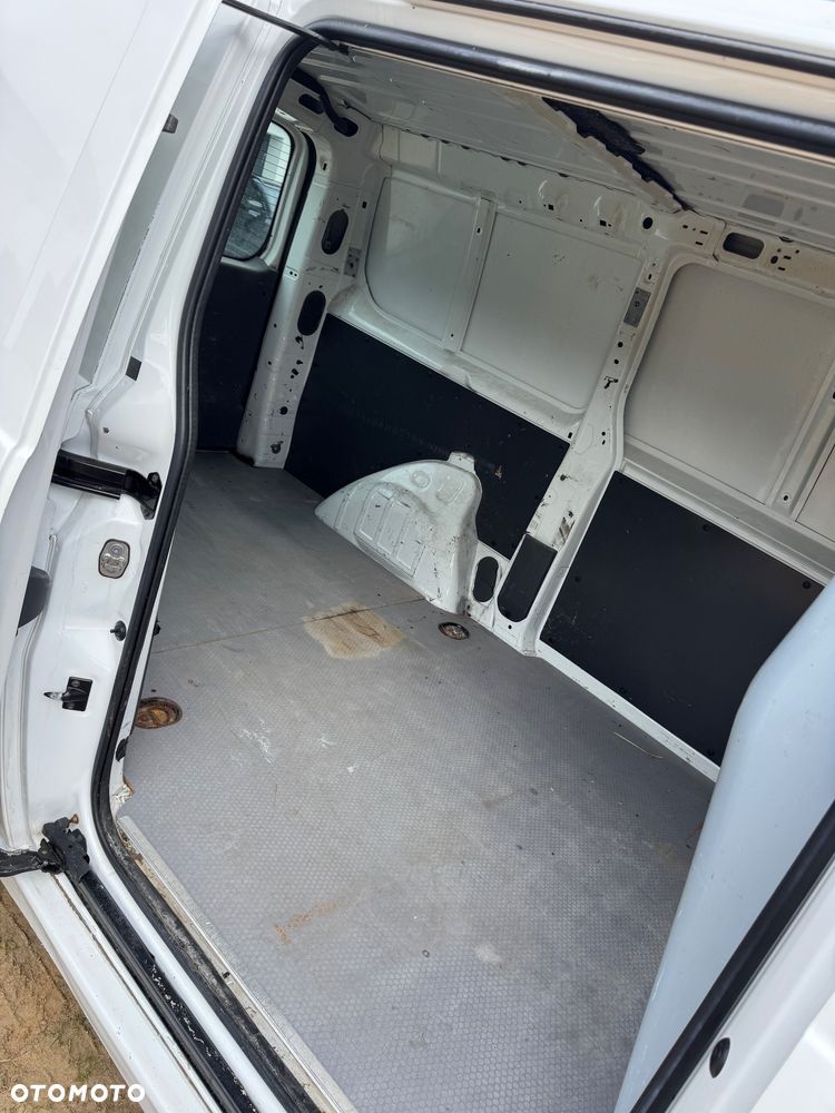 Peugeot Expert - 9