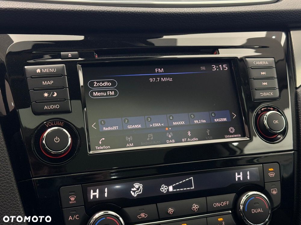 Nissan Qashqai 1.3 DIG-T N-Connecta - 29