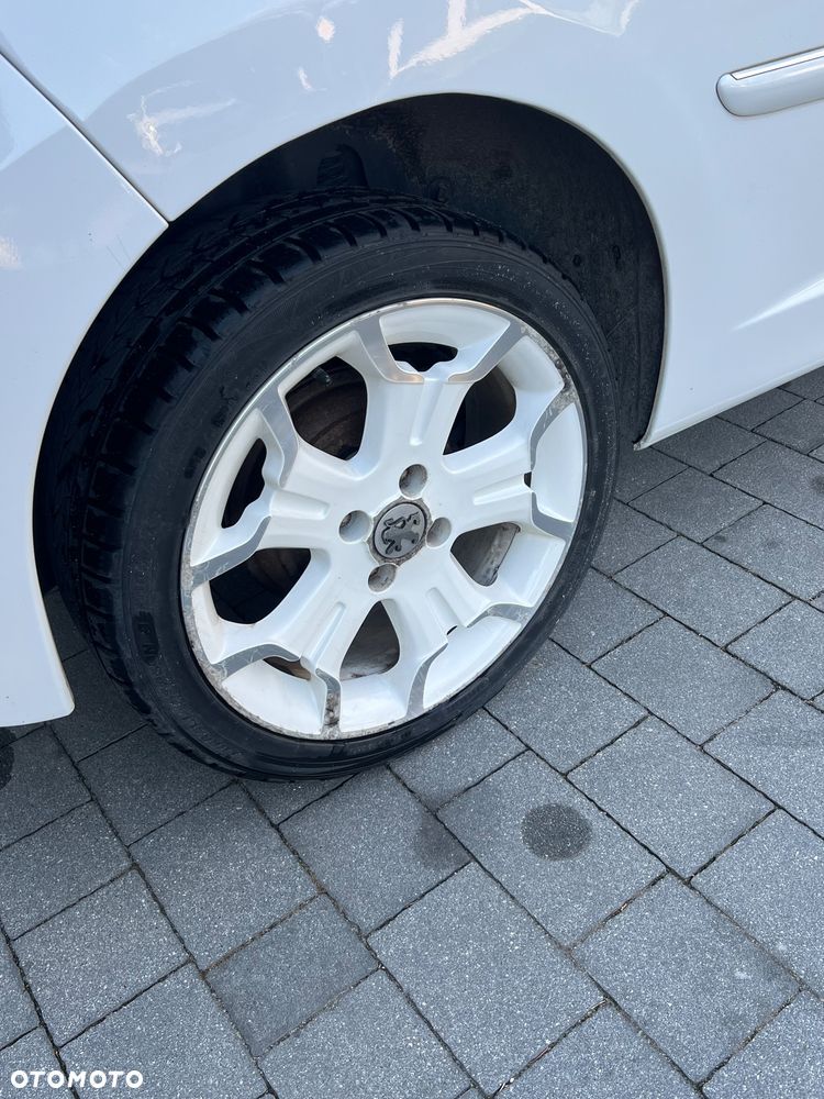 Peugeot 207 1.4 HDi U Move - 8