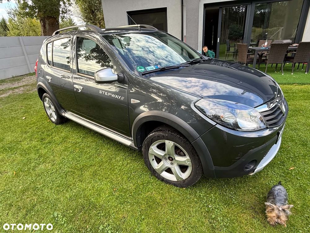Dacia Sandero Stepway2 1.6 - 10