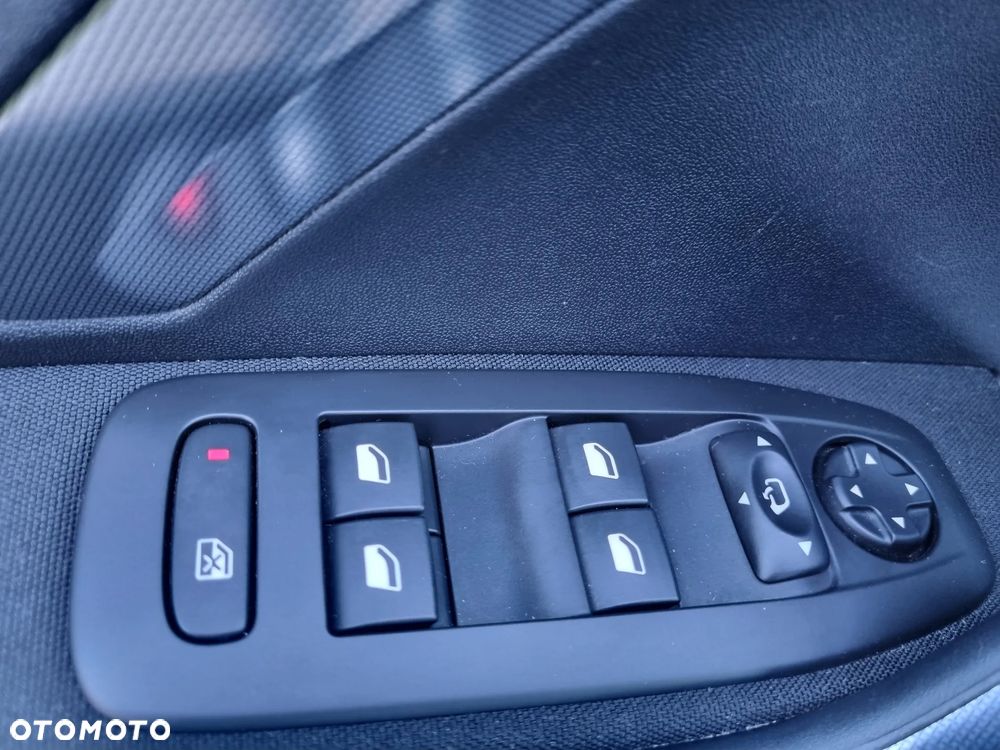 Peugeot 2008 PureTech 110 Stop&Start Allure - 14
