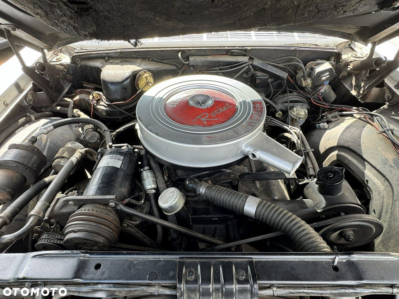 Oldsmobile Inny - 30