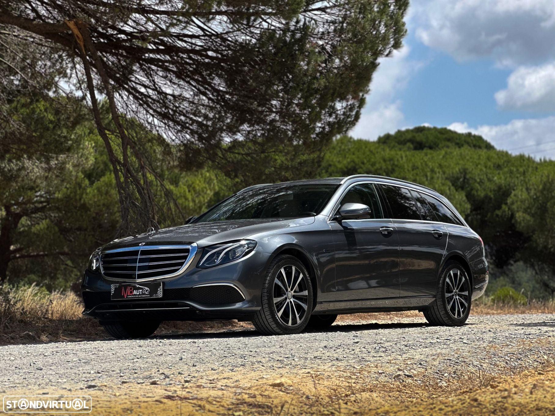 Mercedes-Benz E 300 - 2