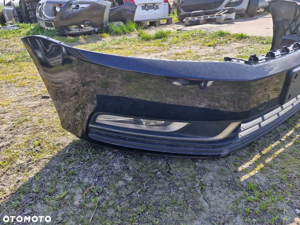 Zderzak przedni przód Volkswagen Passat B7 halogeny kompletny LC9X - 3