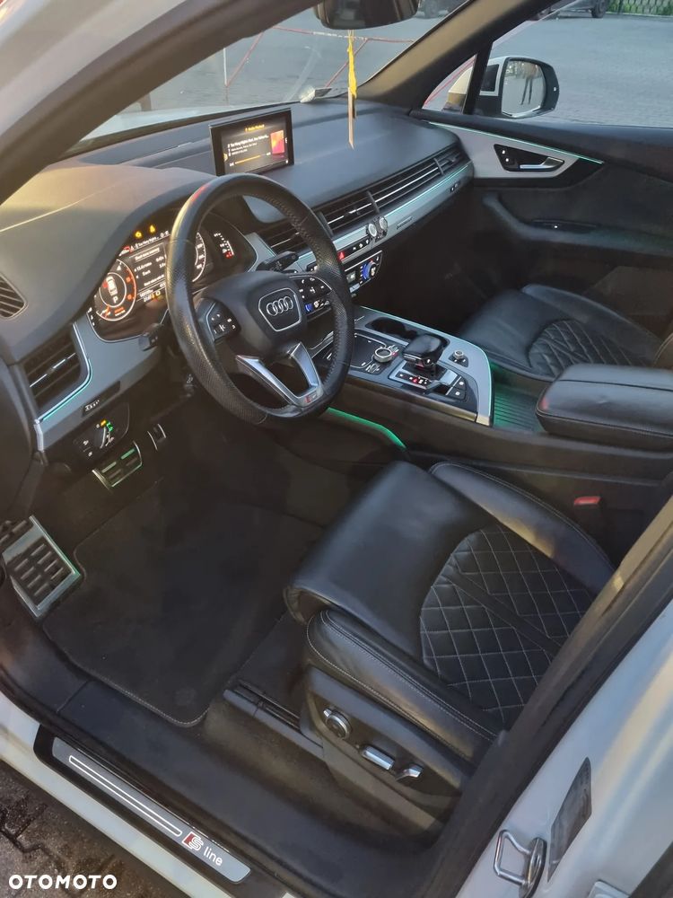 Audi Q7 3.0 TDI Quattro Tiptronic - 5