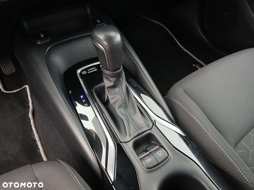 Toyota Corolla 2.0 Hybrid Comfort - 35