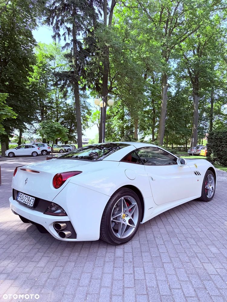 Ferrari California F1 DCT - 9