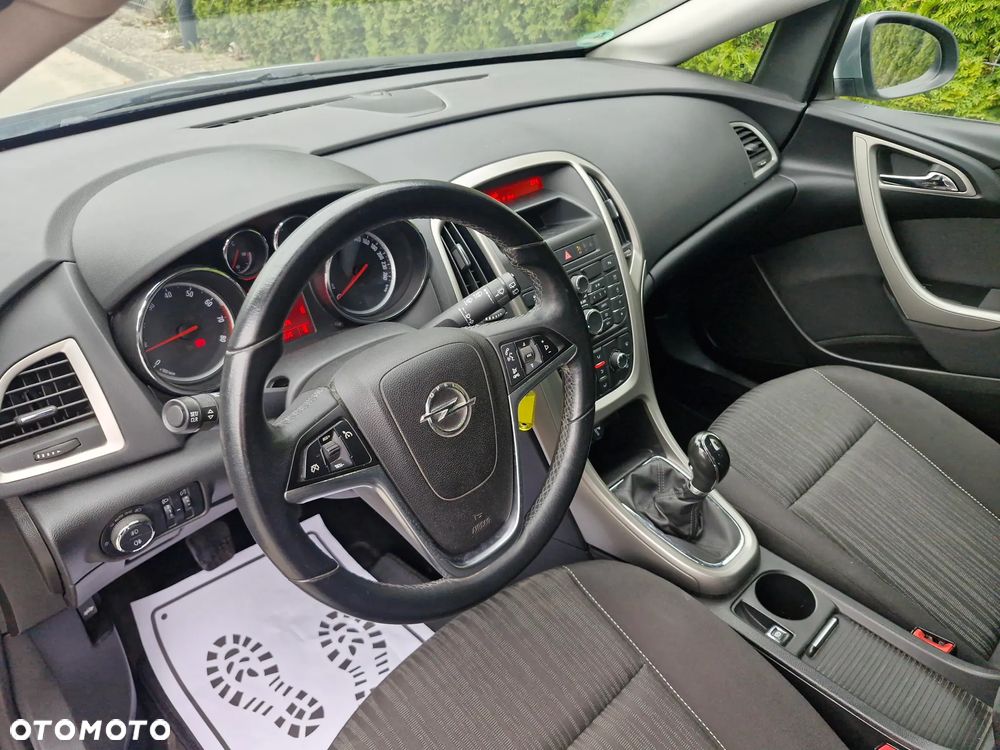 Opel Astra 1.6 ECOFLEX Start/Stop Edition - 25