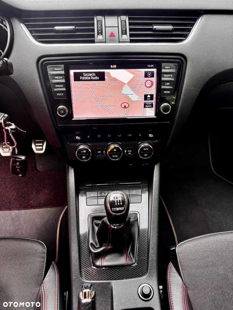 Skoda Octavia 2.0 TDI RS - 21