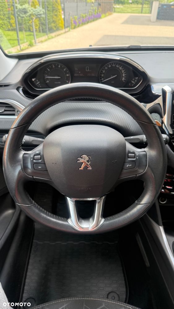 Peugeot 2008 1.2 Pure Tech Active - 14