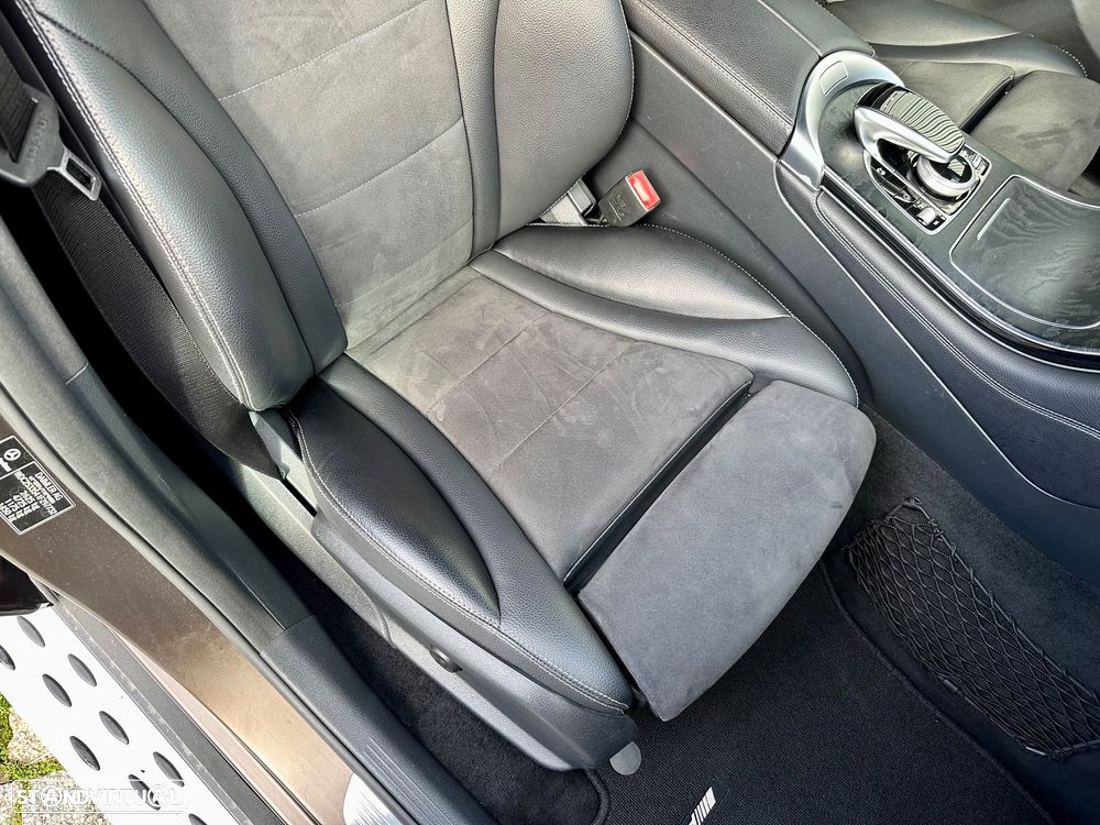 Mercedes-Benz GLC 300 e Coupe 4Matic 9G-TRONIC AMG Line - 45