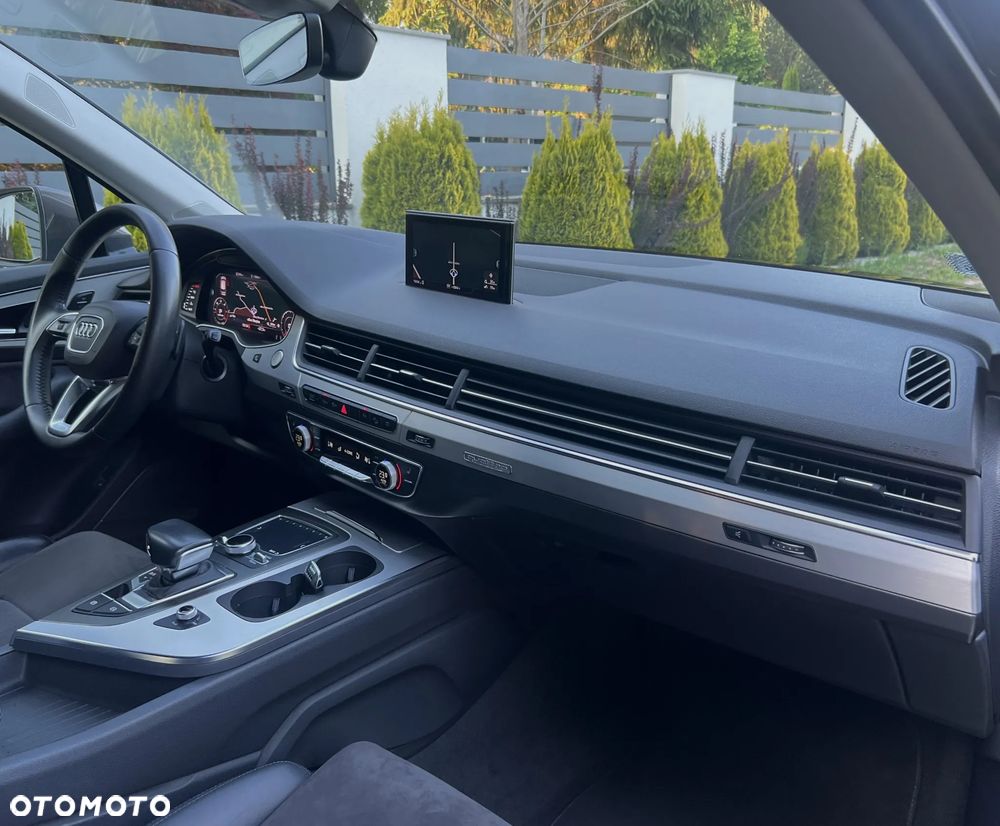 Audi Q7 45 TDI mHEV Quattro S Line Tiptr - 14